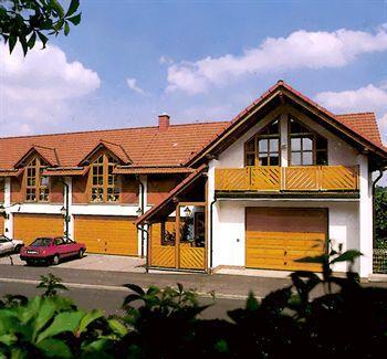 Hotel - Restaurant Jockel Freiensteinau ภายนอก รูปภาพ
