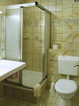 Hotel - Restaurant Jockel Freiensteinau ภายนอก รูปภาพ